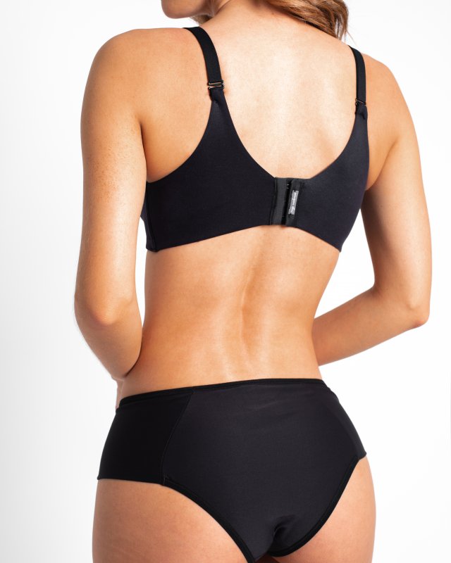 CORPIÑO AVA TRIÁNGULO PRETO